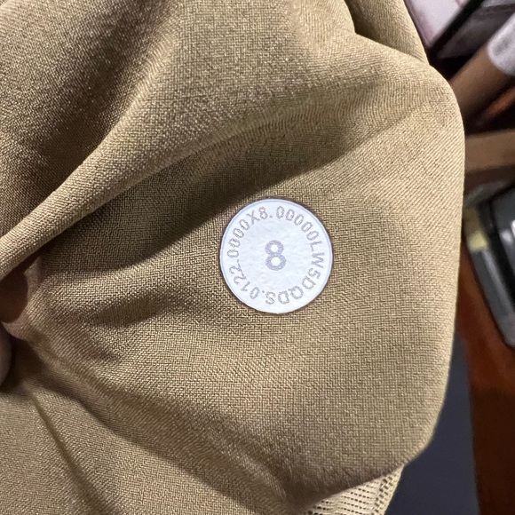 Lululemon x Barry’s Bootcamp Women’s Stretch High Rise Jogger Pants Olive Size 8 - Picture 10 of 10